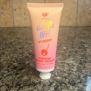 Yes Studio Hands Off! My Cherries Cherry Hand Cream 75ml New